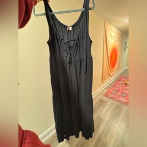 Black Sleeveless Maxi Dress